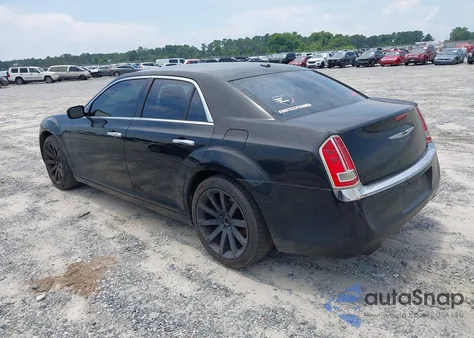 2011 Chrysler 300C z USA, uszkodzony, nr VIN 2C3CA6CT9BH598515
